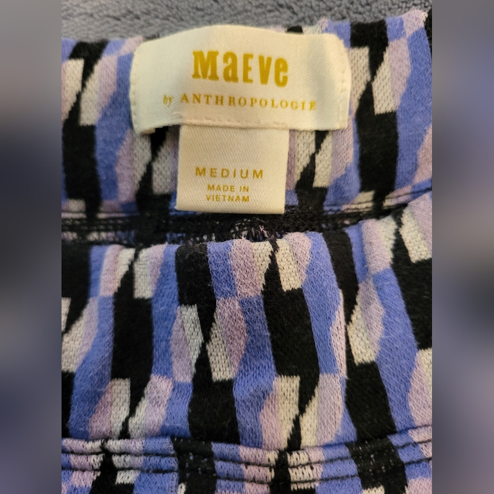 Geometric Patterned Pants - image 4